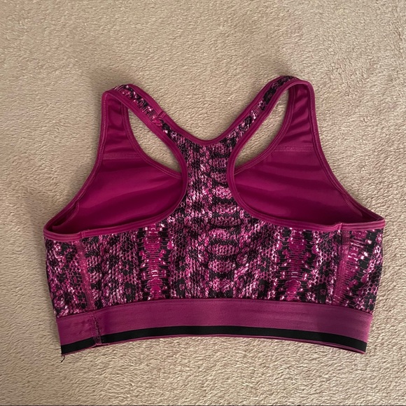 Under Armour Sports Bra - Picture 2 of 7